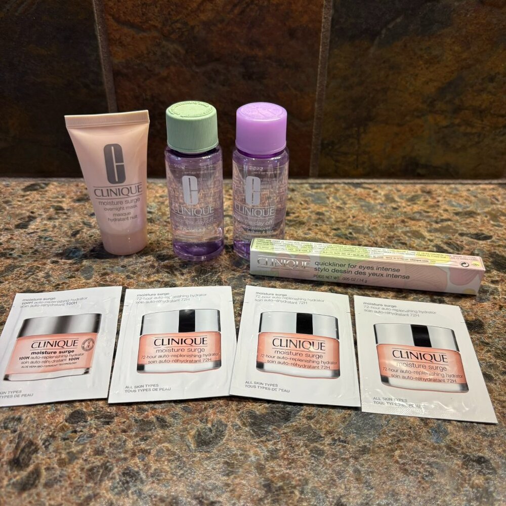 New 8 Piece Clinique Travel Skin Care Moisture Surge Makeup Remover Mask Liner